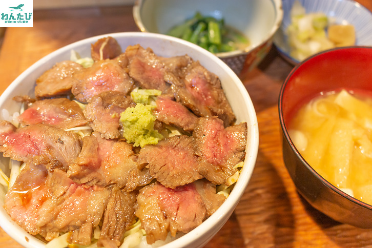 和牛ステーキ丼