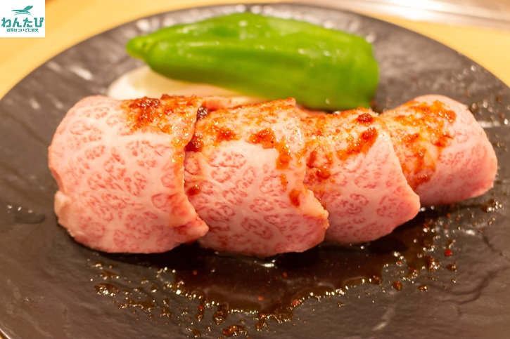 アジヨシ総本店の上バラ