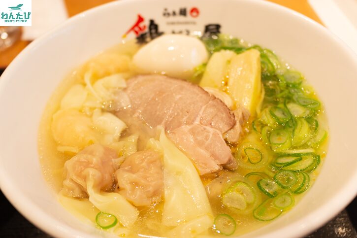鶏だし屋の全部のせ塩らぁ麺