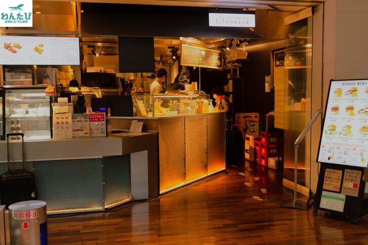 羽田空港自由が丘バーガー外観