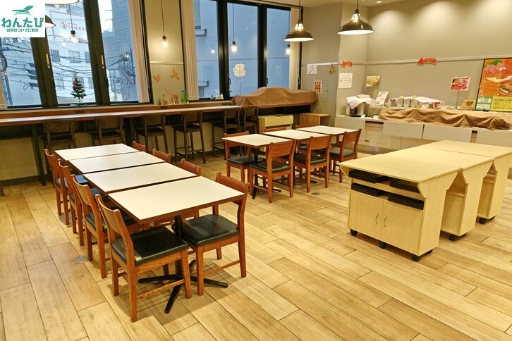 相鉄フレッサイン広島駅の朝食会場兼ラウンジ